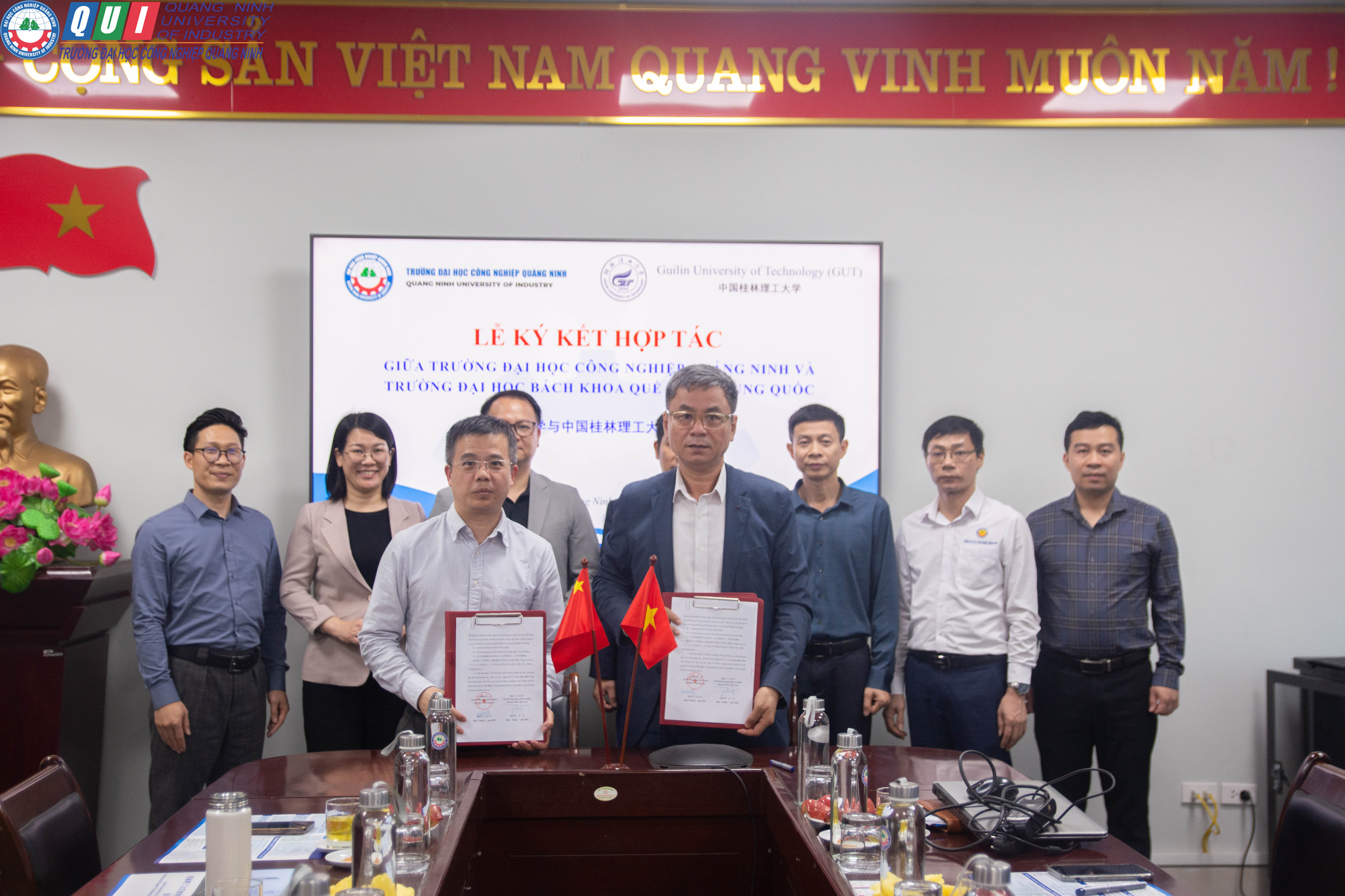 Trường Đại học Công nghiệp Quảng Ninh đón tiếp và làm việc với trường Đại học Bách Khoa Quê Lâm – Trung Quốc